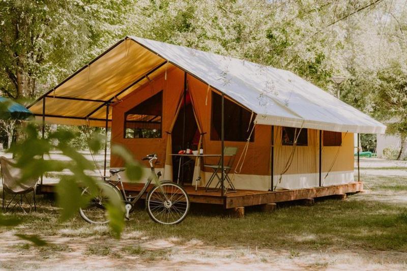 Camping Onlycamp Les Deux Rives Ланьон Экстерьер фото